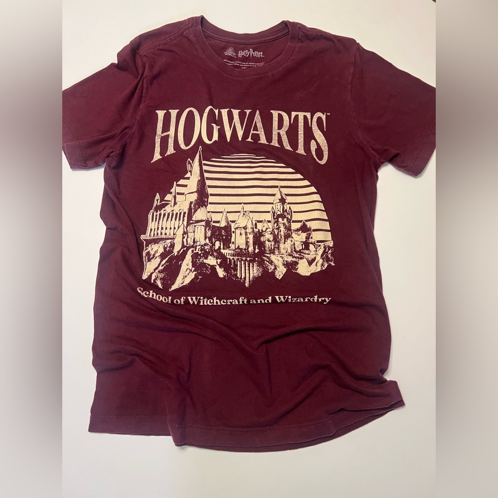 Hogwarts Maroon Graphic T-Shirt